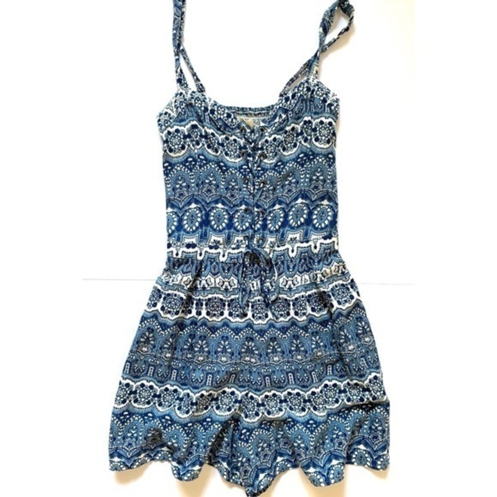 NWT Hollister Romper Size XS